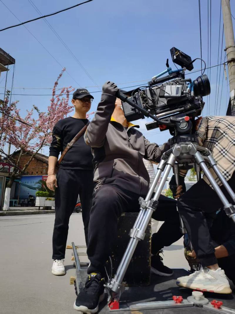 视觉盛宴制造者，革吉县极致互动产品宣传视频拍摄之旅
